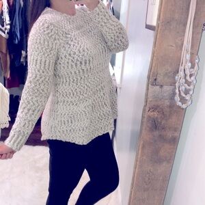 MIRUMI size medium tan cable knit marled sweater